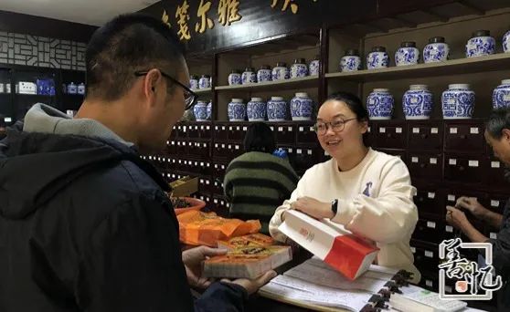 https://mmbiz.qpic.cn/sz_mmbiz_jpg/6LTjOicOJt5vIEEGuhVFUicpq3poOibeibdiaRudiaLIiaFKdDr8EEI9jSrXpvVwqKtN0vdIbkclhx2K3ouc7yOaAKcag/640?wx_fmt=jpeg&from=appmsg 图片